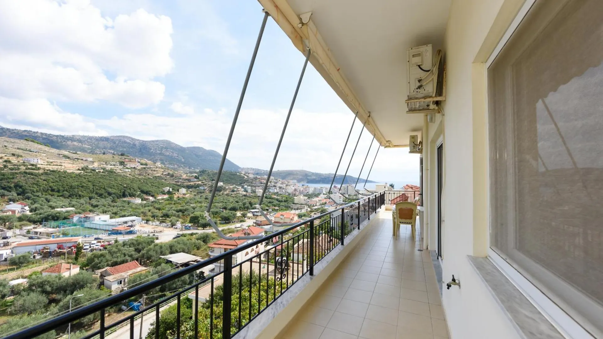 Vasili'S Family Apartments Himare 0*,  Albania